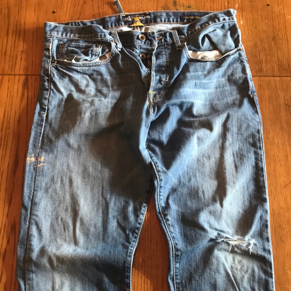 Lucky Brand 121 Heritage Slim 36x32 distressed